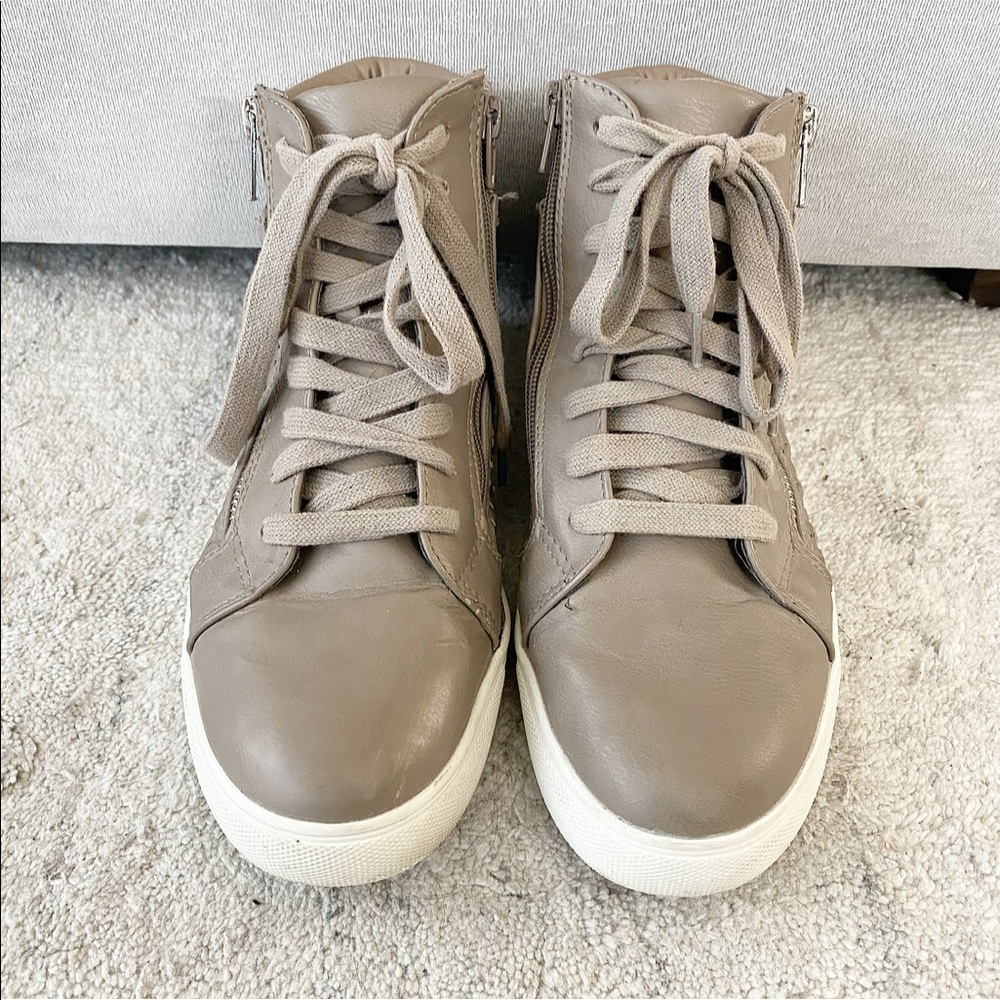 Steve Madden Explorre High Top Sneakers Dark Taupe - Picture 2 of 11